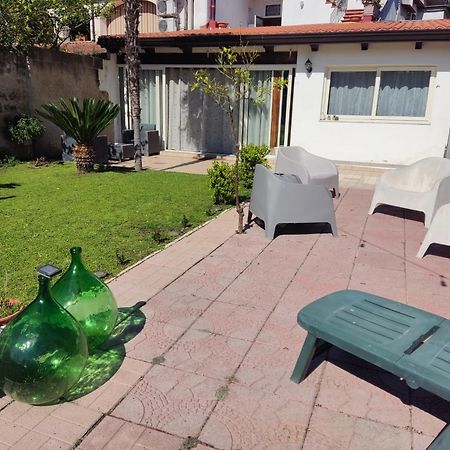 Casa Castellano Bed & Breakfast Нола Екстериор снимка