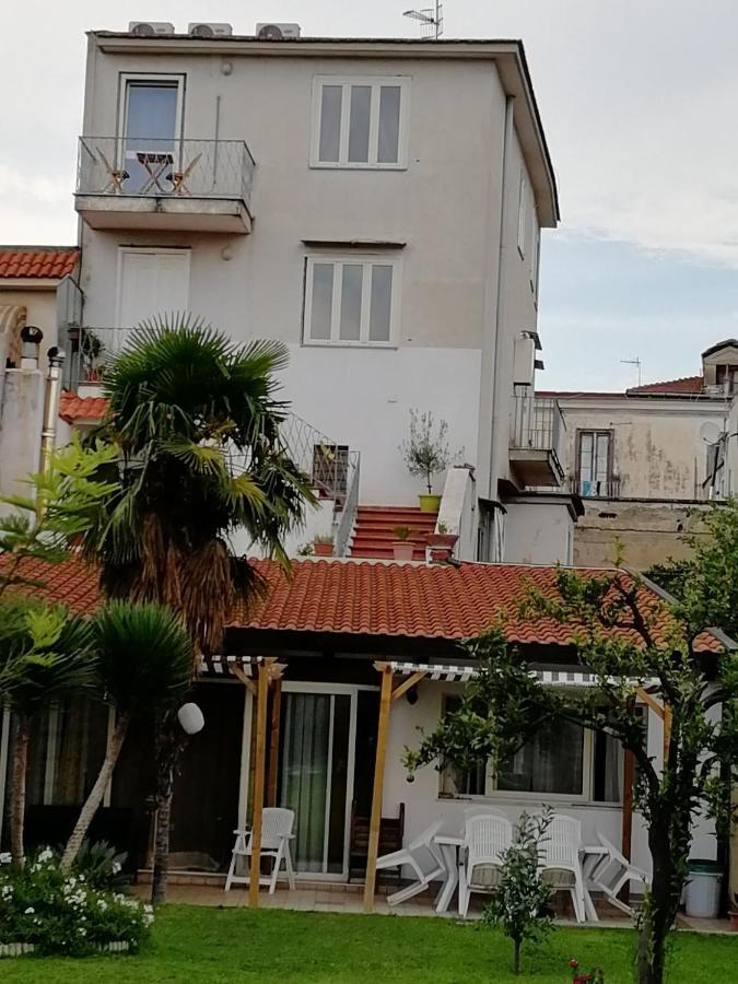 Casa Castellano Bed & Breakfast Нола Екстериор снимка