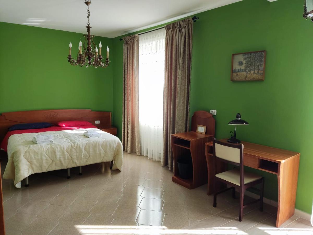 Casa Castellano Bed & Breakfast Нола Екстериор снимка
