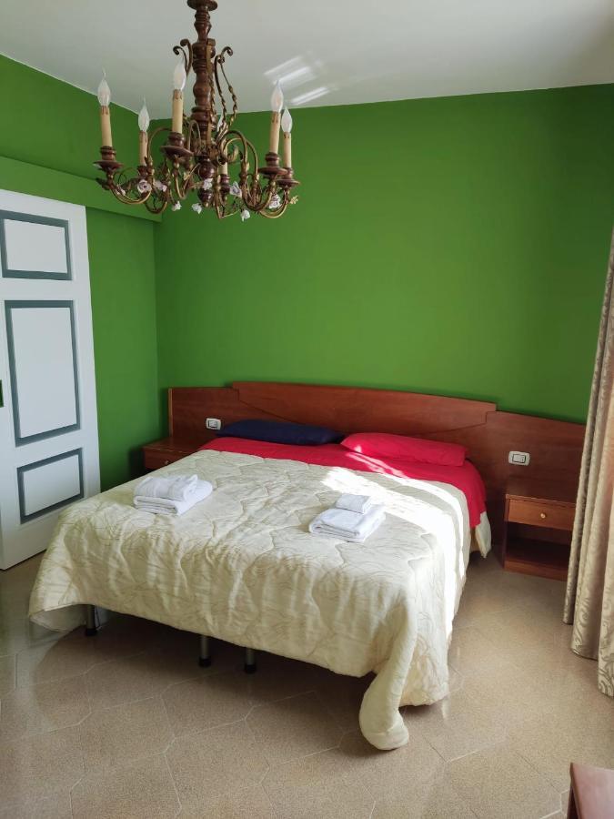Casa Castellano Bed & Breakfast Нола Екстериор снимка